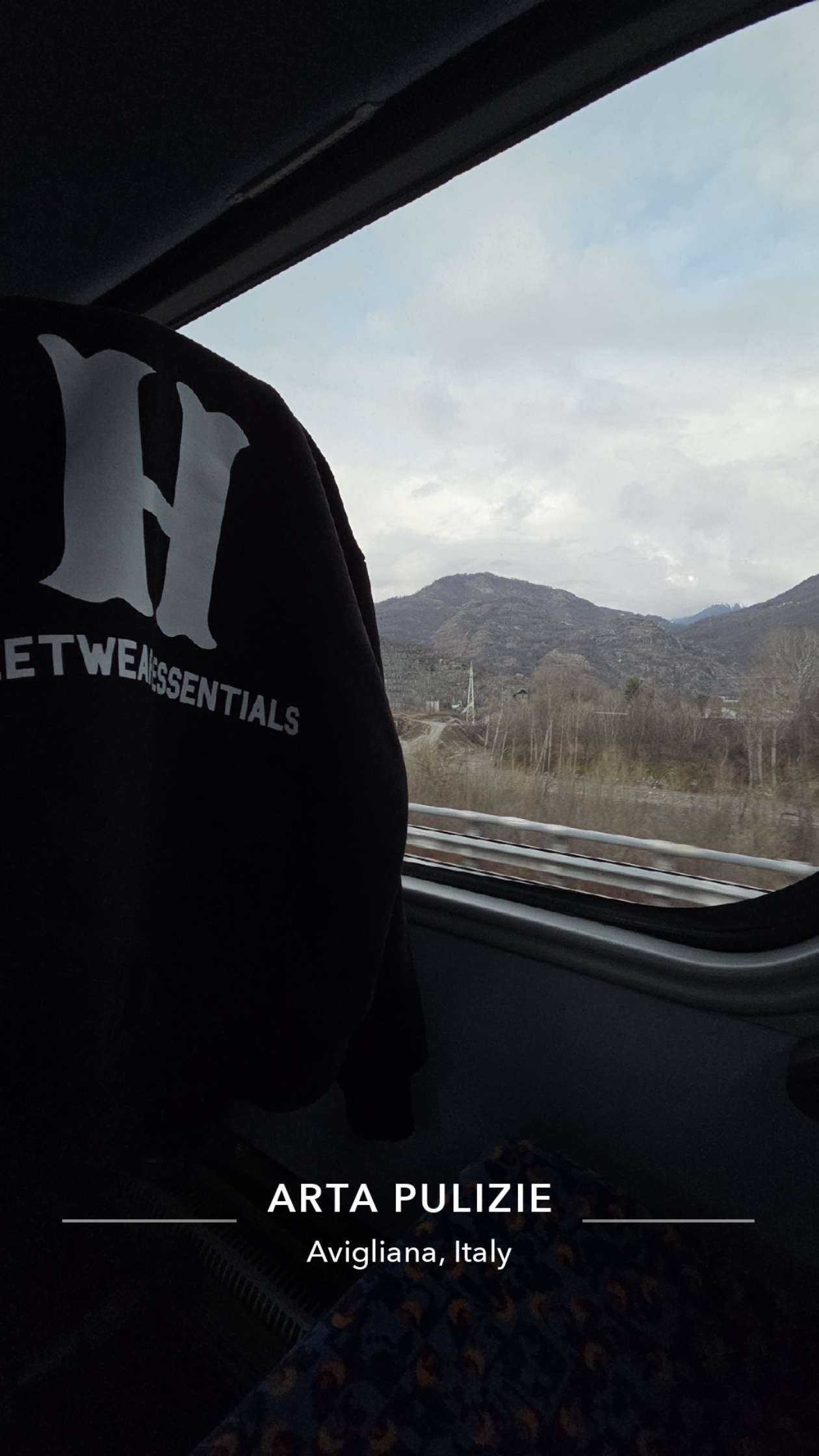 HBTM ‘BONE’ SE Hoodie
